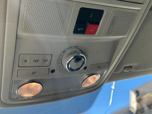 Used 2018 Volkswagen Passat 2.0T SE w/ SE Lighting Package image 28