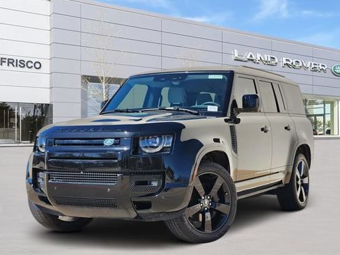 Used 2025 Land Rover Defender 130 X-Dynamic SE AWD/4WD image 1