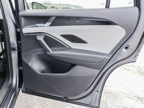 New 2026 Volkswagen Tiguan SE image 37