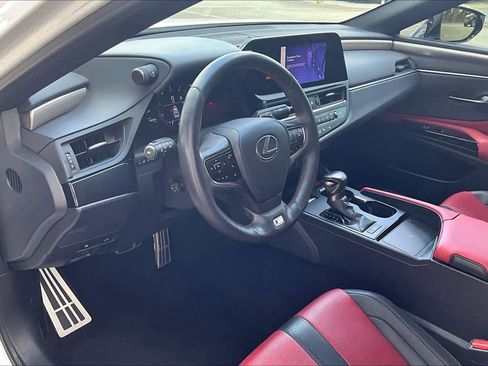 Used 2023 Lexus ES 350 F Sport w/ Accessory Package (Z2) image 18