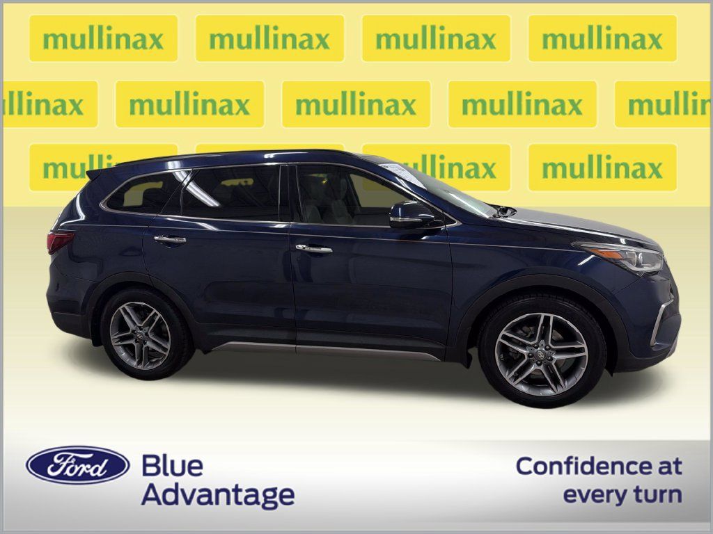 Used 2017 Hyundai Santa Fe Limited FWD image 2