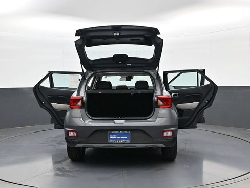 Certified 2024 Hyundai Venue SEL FWD image 33