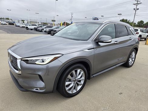 Used 2020 INFINITI QX50 Luxe w/ Navigation Package image 7