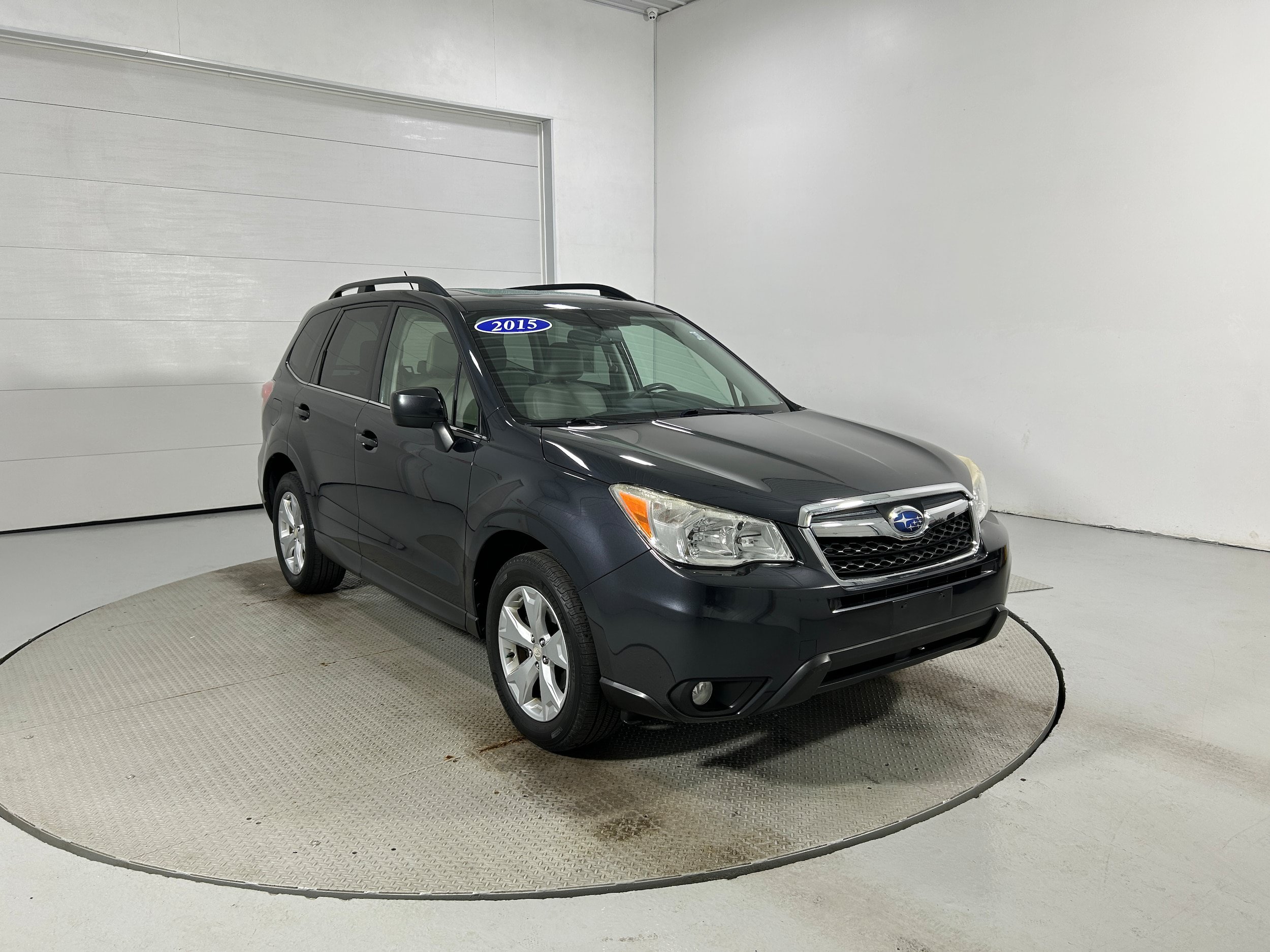 Used 2015 Subaru Forester 2.5i Limited AWD/4WD image 2