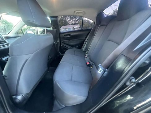 Used 2021 Toyota Corolla LE image 15