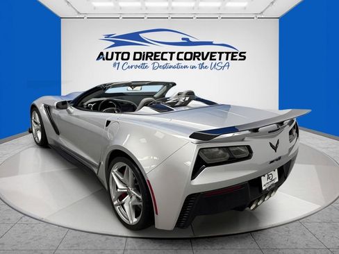 Used 2019 Chevrolet Corvette ZR1 RWD image 14