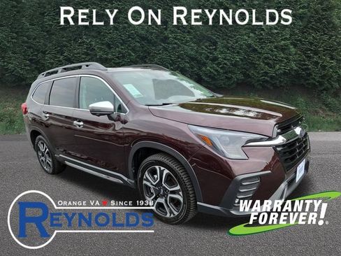 Used 2023 Subaru Ascent Touring AWD/4WD image 1