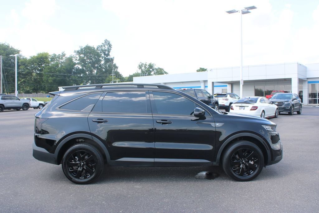 Used 2023 Kia Sorento S w/ Panoramic Sunroof Package AWD/4WD image 11