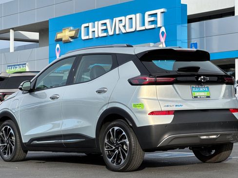 Used 2022 Chevrolet Bolt EUV Premier w/ Super Cruise Package image 5