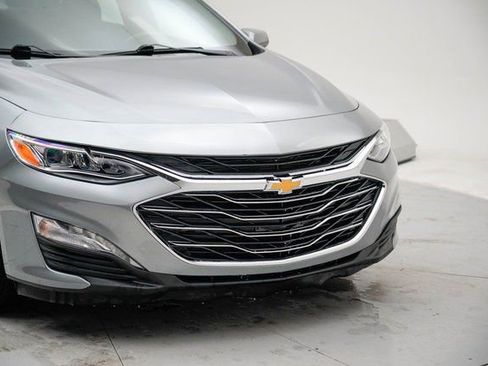 Used 2024 Chevrolet Malibu LT image 12