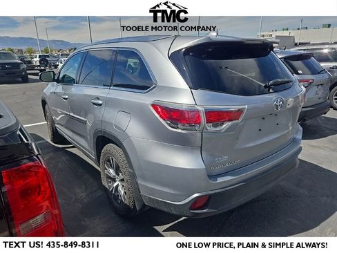 Used 2016 Toyota Highlander XLE AWD/4WD image 4