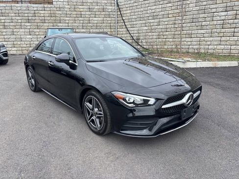 Used 2023 Mercedes-Benz CLA 250 4MATIC image 4