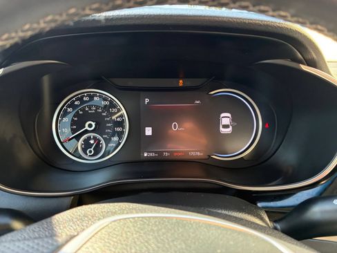 Used 2026 Genesis G70 2.5T RWD image 42