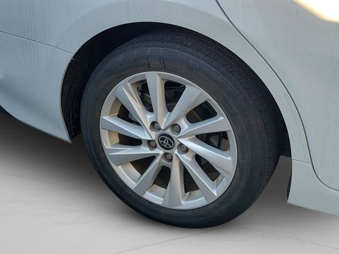 Used 2022 Toyota Camry LE image 28