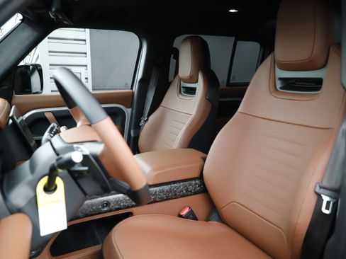 New 2026 Land Rover Defender 110 OCTA AWD/4WD image 20