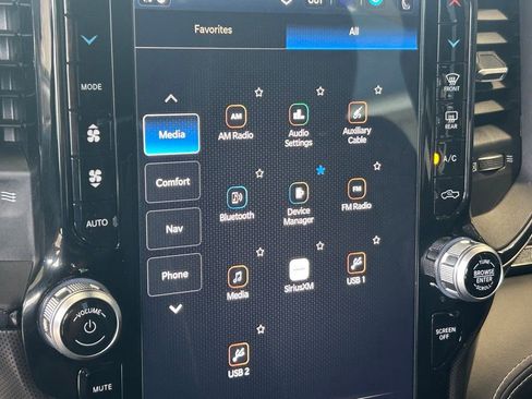 Used 2023 RAM 2500 Limited image 13