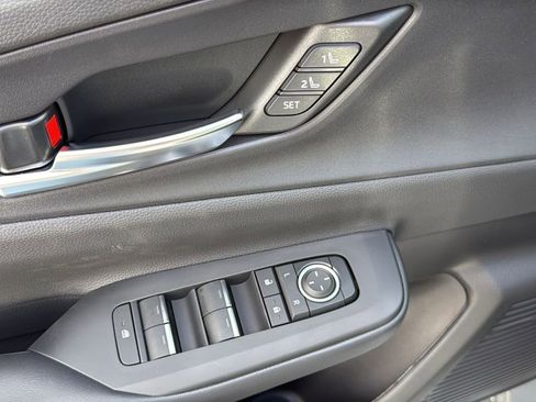 New 2026 Toyota Prius XSE Premium image 9