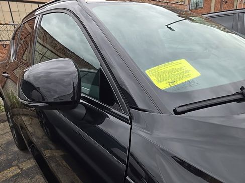 New 2026 Volvo XC40 B5 Plus w/ Protection Package Premier image 5