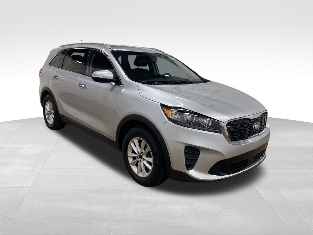 Used 2020 Kia Sorento LX w/ LX I4 Convenience Package AWD/4WD image 2