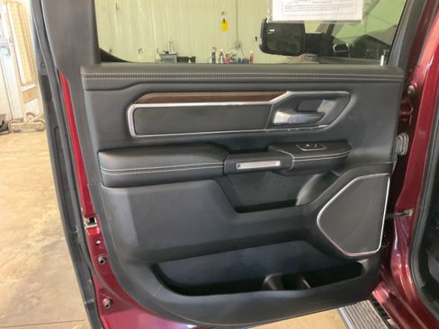 Used 2021 RAM 1500 Laramie AWD/4WD image 21