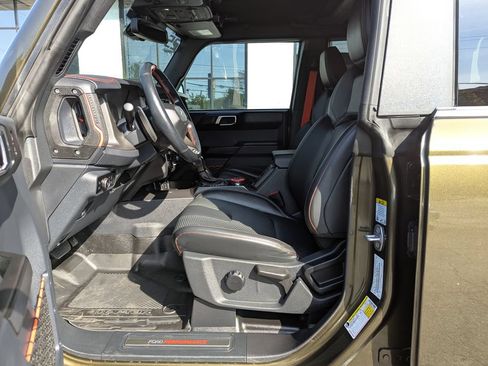 Used 2025 Ford Bronco Raptor AWD/4WD image 16