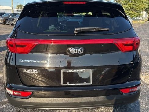Used 2019 Kia Sportage LX image 11