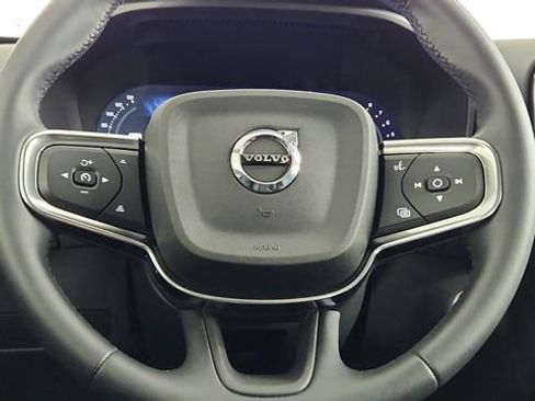 Used 2026 Volvo XC40 B5 Ultra w/ Climate Package AWD/4WD image 25