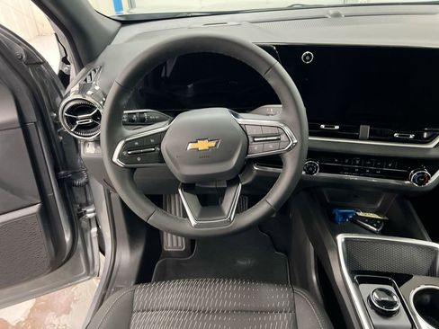 Used 2026 Chevrolet Equinox LT FWD image 20