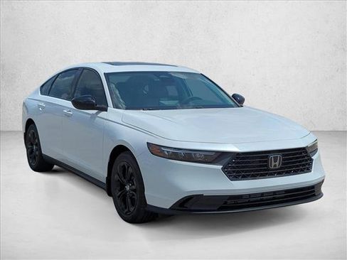 New 2025 Honda Accord SE image 6