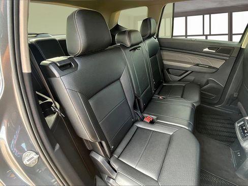 Used 2023 Volkswagen Atlas SEL R-Line image 28