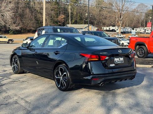 Certified 2025 Nissan Altima 2.5 SR image 5