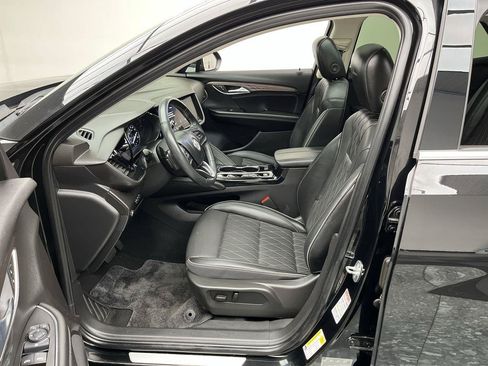 Certified 2023 Buick Envision Avenir AWD/4WD image 3