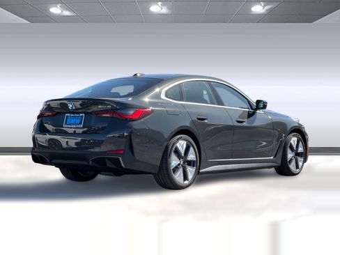 Used 2026 BMW i4 eDrive40 w/ Premium Package RWD image 9
