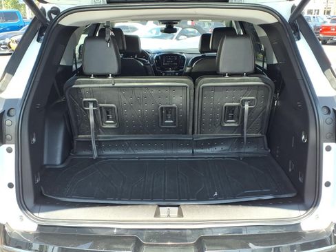 Used 2020 Chevrolet Traverse Premier w/ Redline Edition FWD image 18