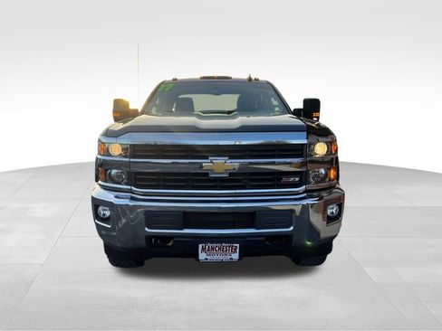 Used 2017 Chevrolet Silverado 2500 LT image 2
