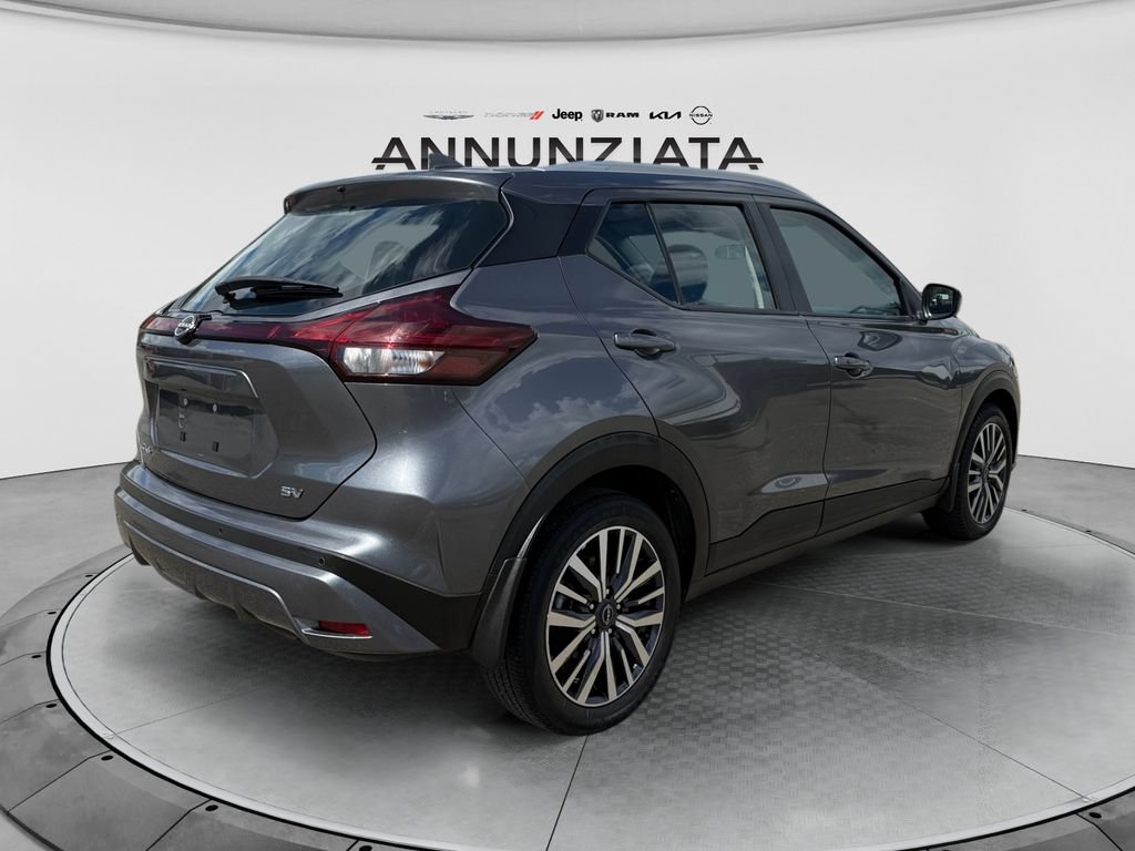 Certified 2023 Nissan Kicks SV FWD image 5