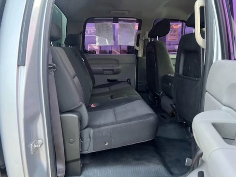 Used 2013 Chevrolet Silverado 2500 W/T image 16