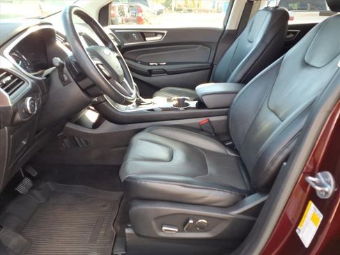 Used 2017 Ford Edge Titanium w/ Equipment Group 301A image 15