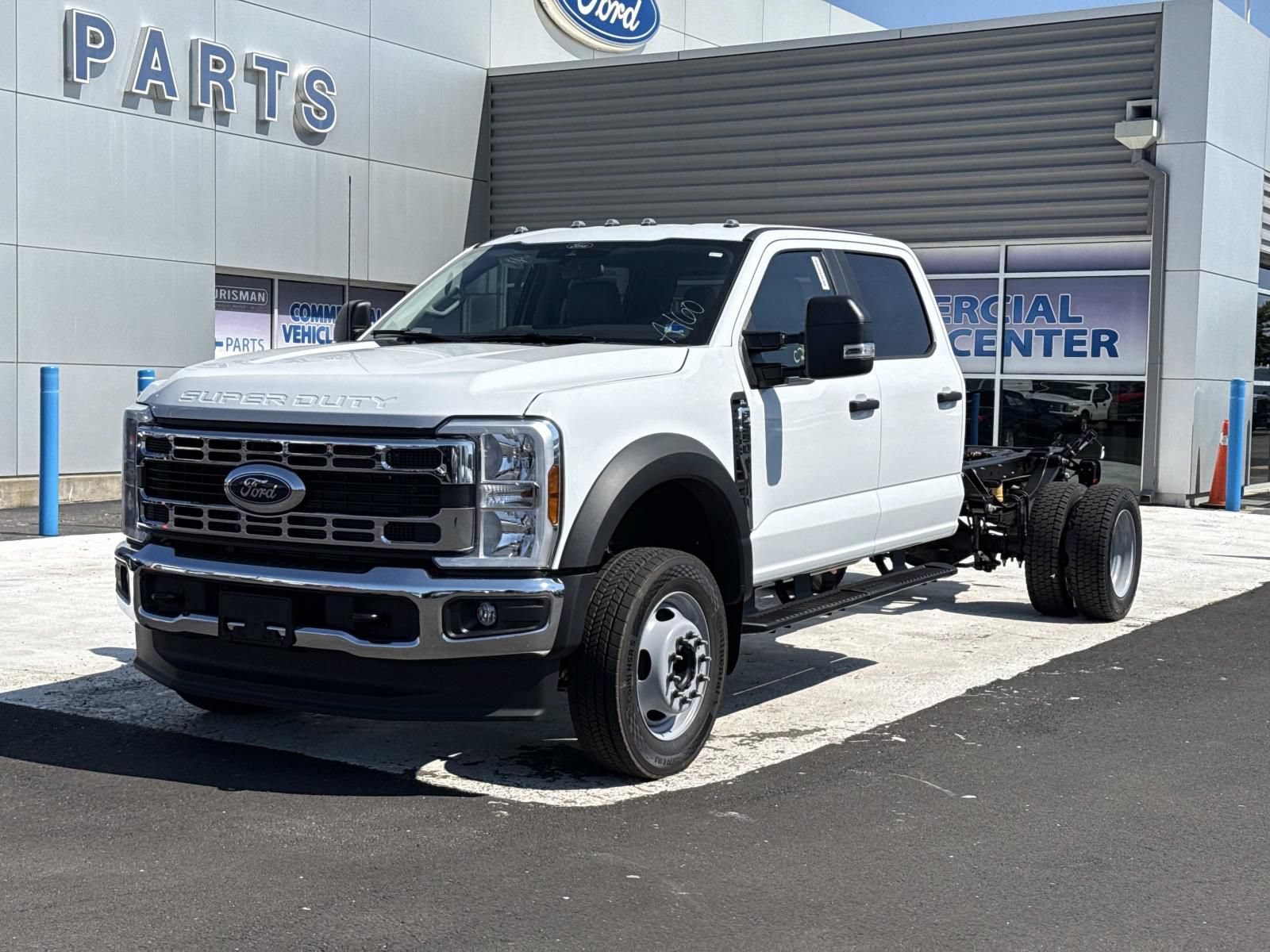 New 2026 Ford F550 2WD Crew Cab Super Duty w/ XL Chrome Package image 7
