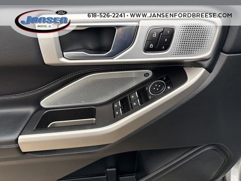 Used 2023 Ford Explorer Limited w/ Limited Technology Package image 9