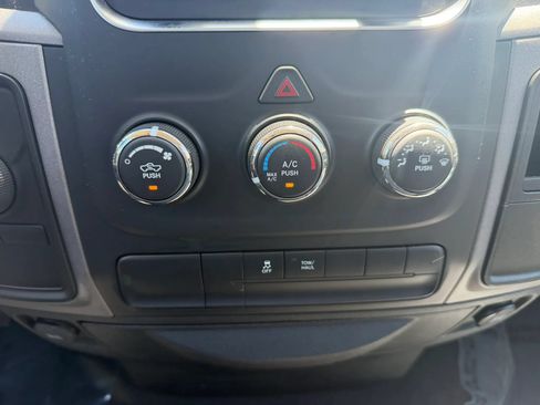 Used 2013 RAM 1500 Express AWD/4WD image 29