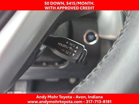 Used 2017 Toyota Highlander XLE FWD image 17