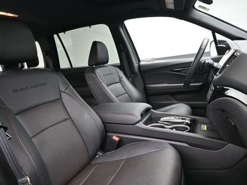 Used 2024 Honda Passport Black Edition image 34
