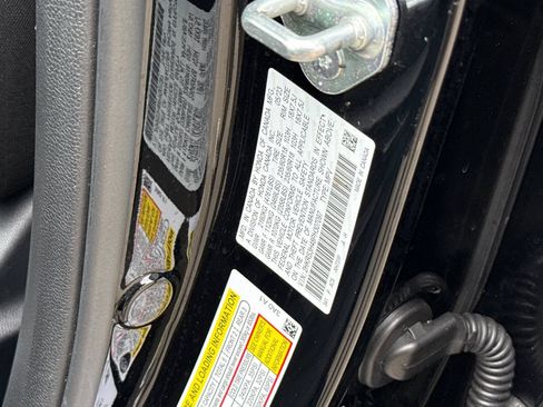 Used 2023 Honda CR-V EX image 24