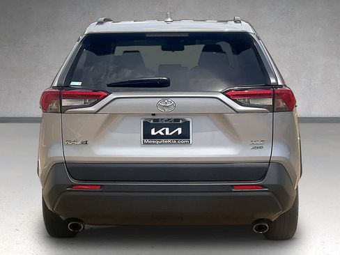 Used 2020 Toyota RAV4 XLE Premium AWD/4WD image 5