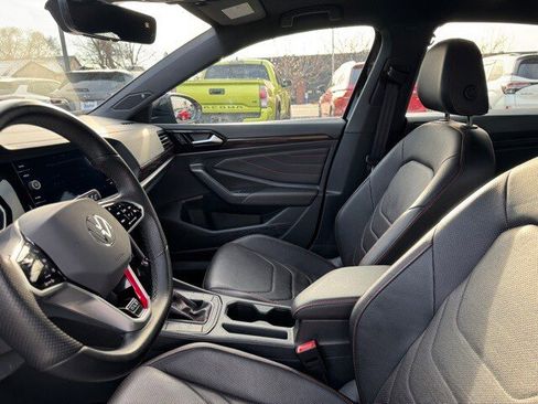 Used 2024 Volkswagen Jetta GLI Autobahn w/ GLI Black Package image 18