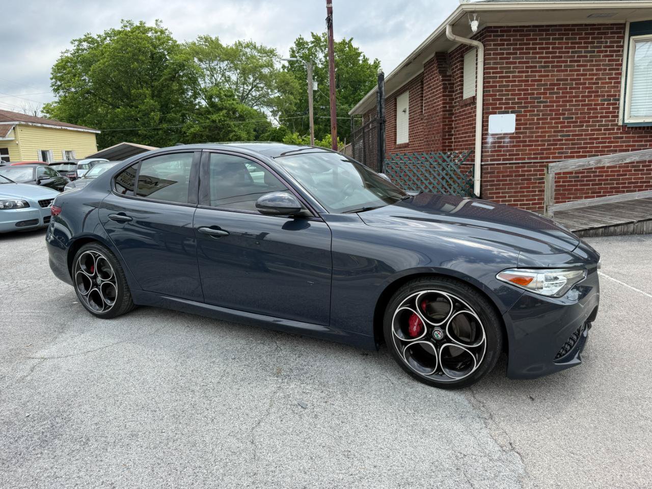 Used 2019 Alfa Romeo Giulia Ti Sport w/ Quick Order Package 22U Sport RWD image 2