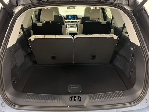 New 2026 Lincoln Aviator AWD image 36