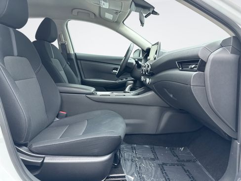 Used 2022 Nissan Sentra SV w/ Trunk Package FWD image 16