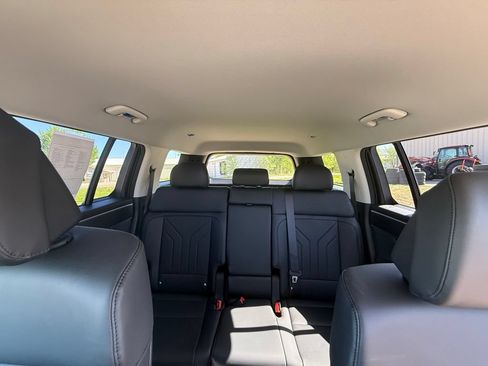Used 2025 Hyundai Santa Fe SEL AWD/4WD image 16